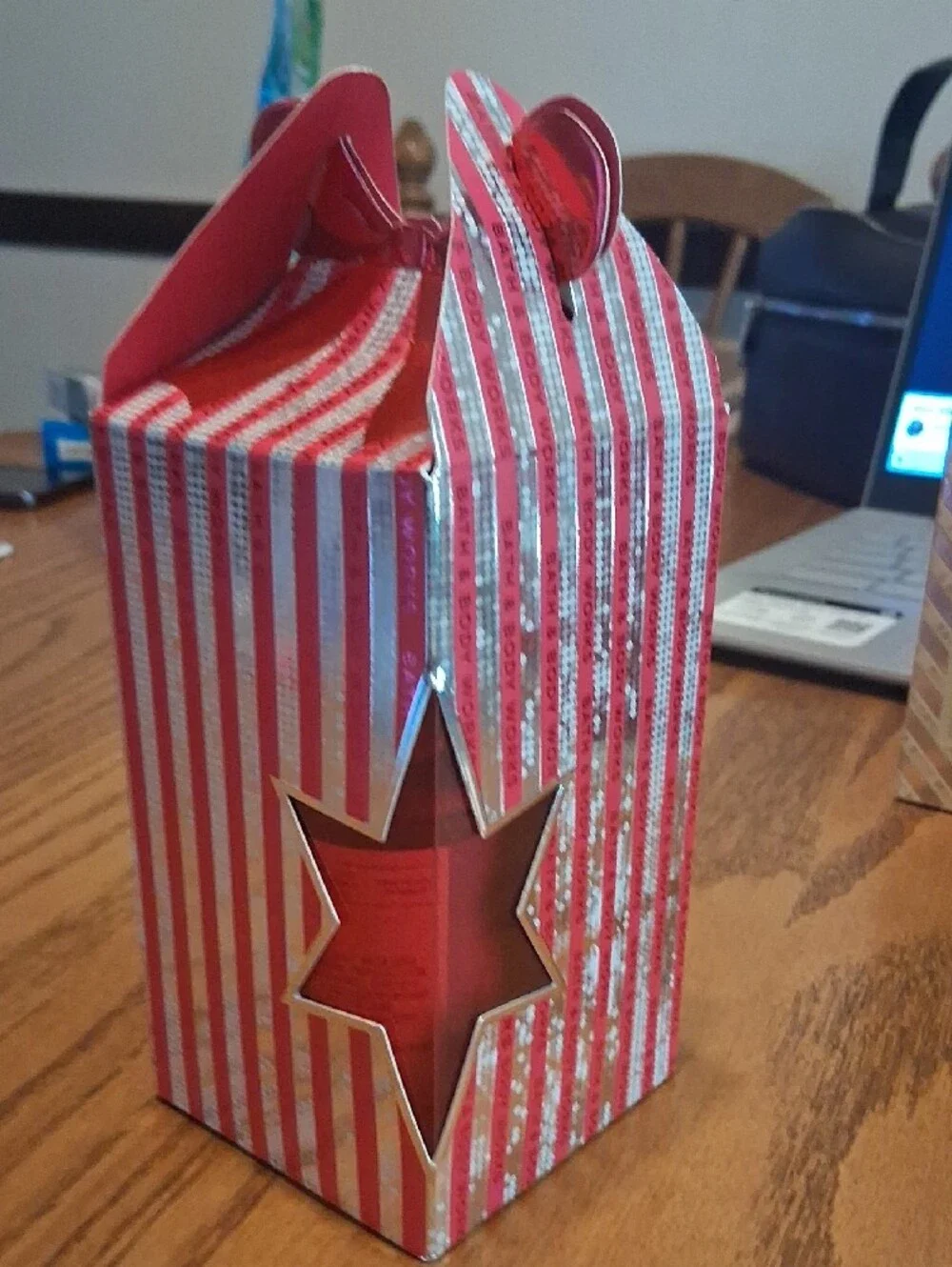 Bath & Body Works Strawberry Snowflakes Gift Set - Red & Silver